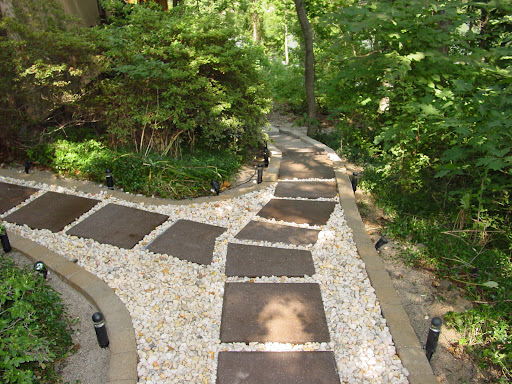 Allée pavée